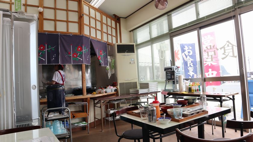 浜のかあちゃんめし　店内