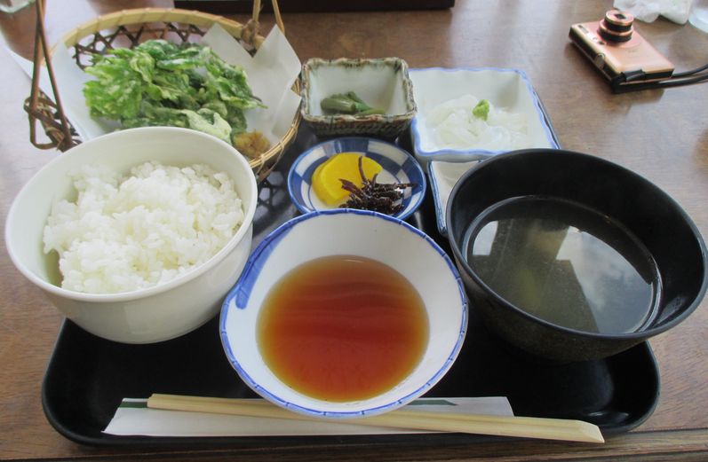 一峰　明日葉天ぷら定食