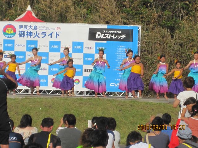 御神火ライド２０１８　フラダンス