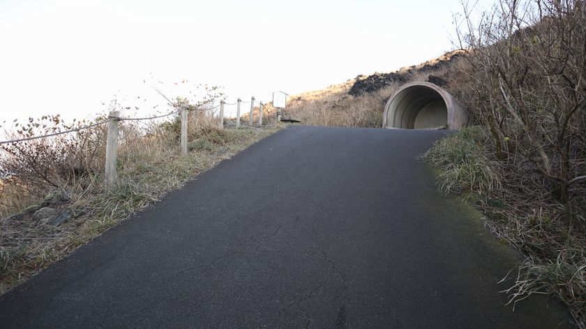 三原山　山頂手前休憩所