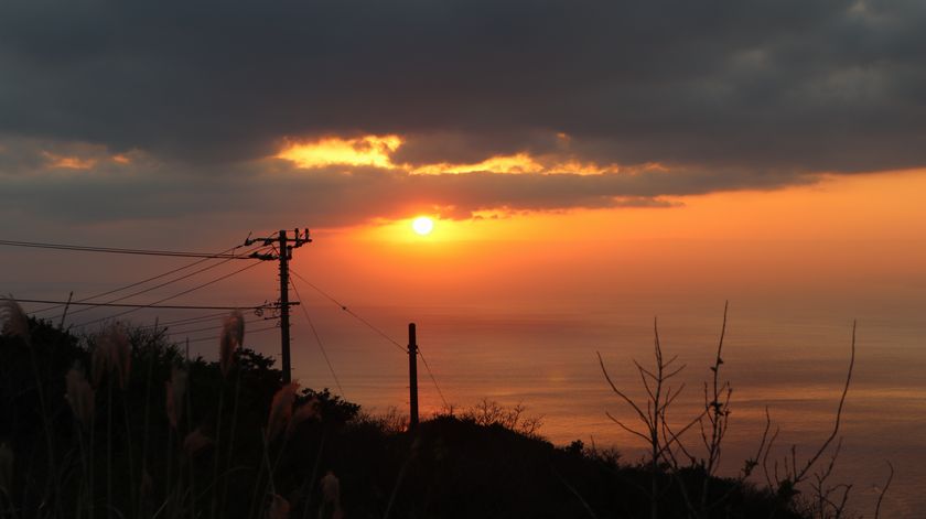 三原山　駐車場からの夕陽