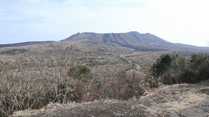 三原山