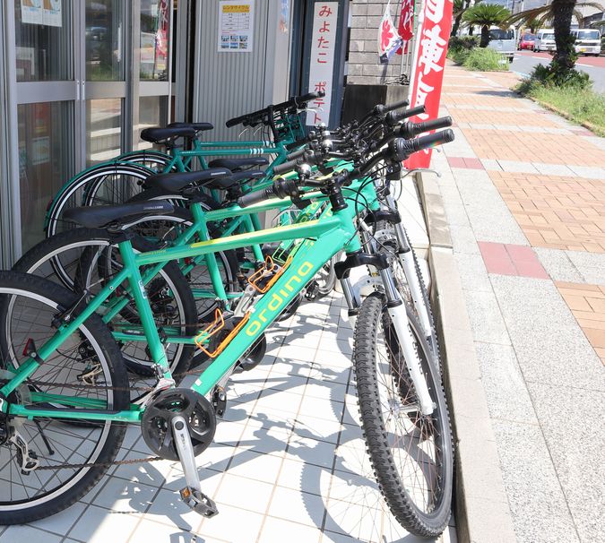 伊豆大島　お土産物店